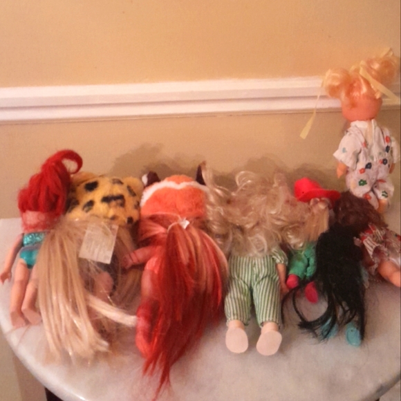 Lot of 8 small dolls Some vintage 2 are Lol - Picture 2 of 4